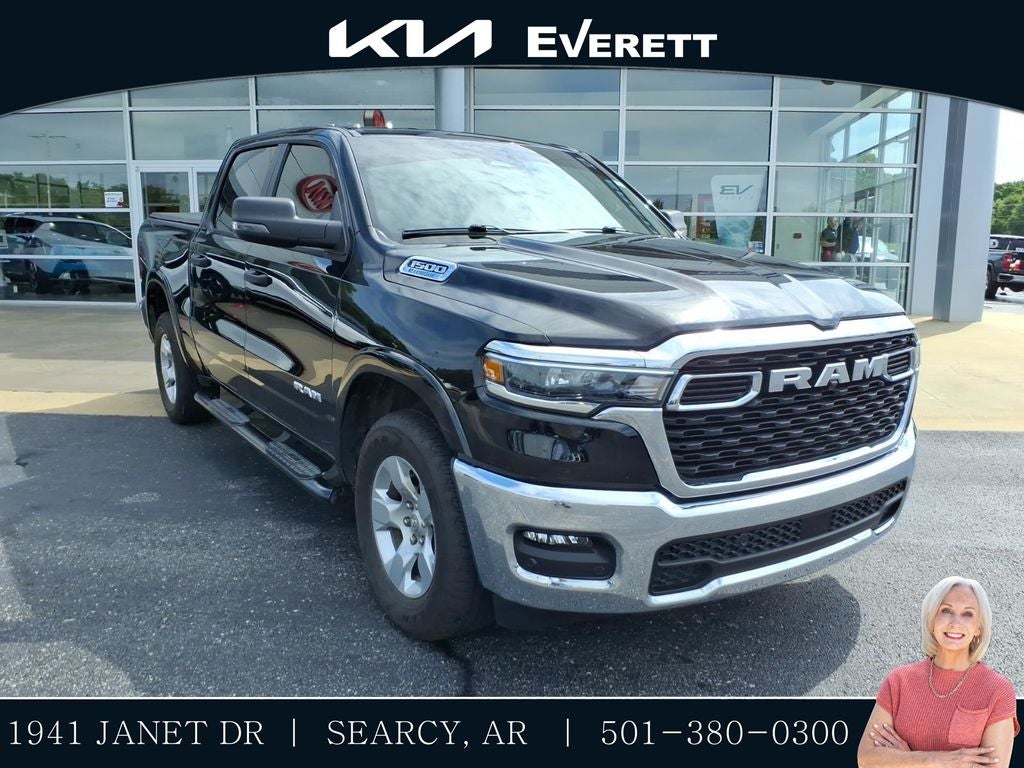 2025 RAM 1500 Big Horn/Lone Star in Diamond Black Crystal Pearlcoat — front three-quarter view