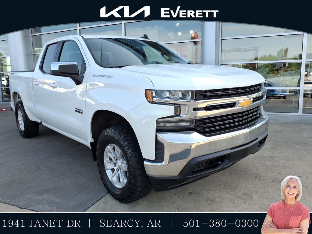 2019 Chevrolet Silverado 1500 LT Texas Edition in Summit White — front three-quarter view