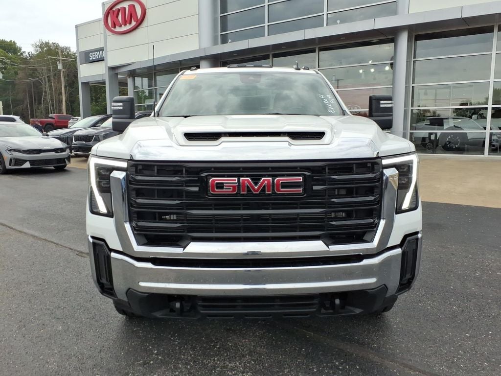 2026 GMC Sierra 2500HD — side profile view