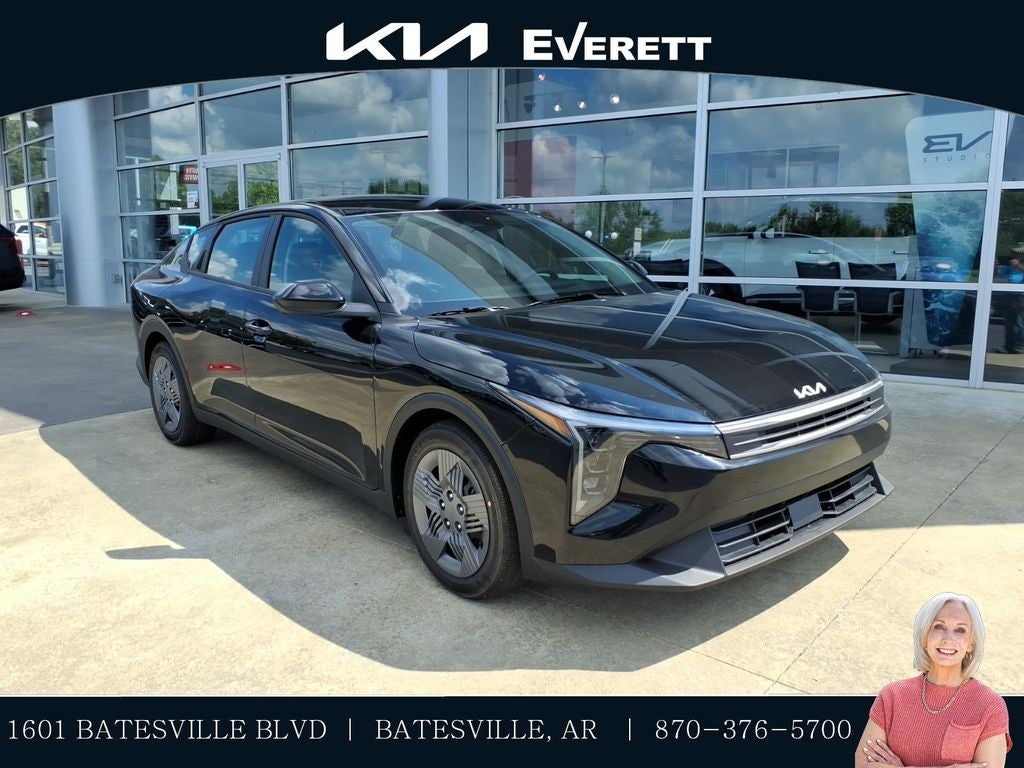 2026 Kia K4 LX in Aurora Black — front three-quarter view
