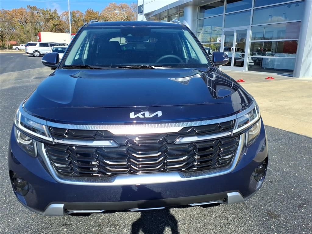 2026 Kia Seltos — side profile view