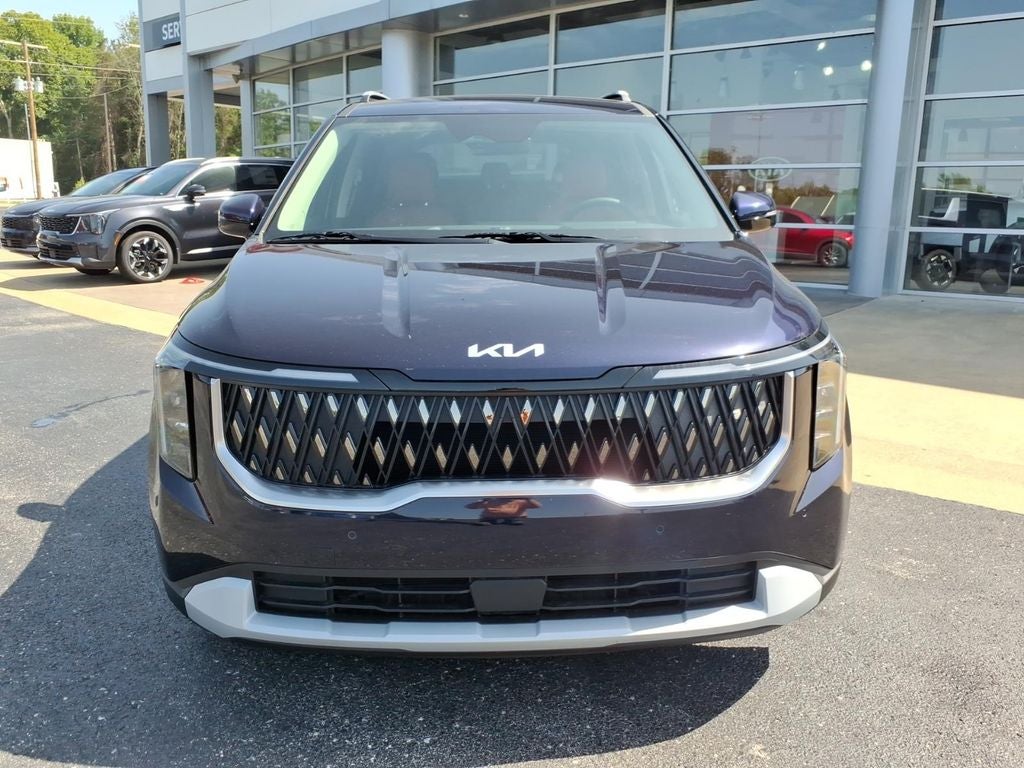 2026 Kia Carnival — side profile view